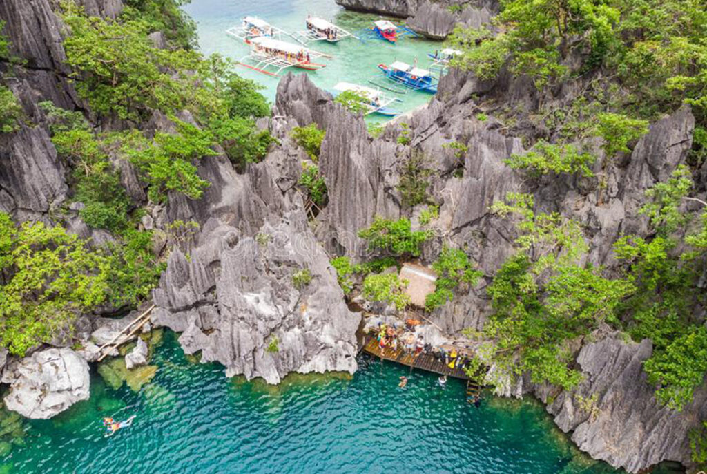 Barracuda Lake Coron Palawan